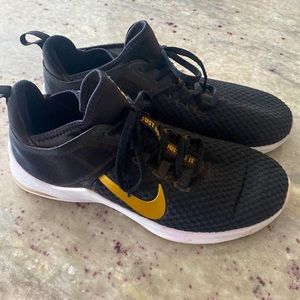 Women’s Nike Running Shoes Size 8.5
